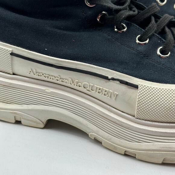 ALEXANDER MCQUEEN Tread Slick Boot Platform Chunky Black White Sz 42 / 9 - Picture 3 of 12